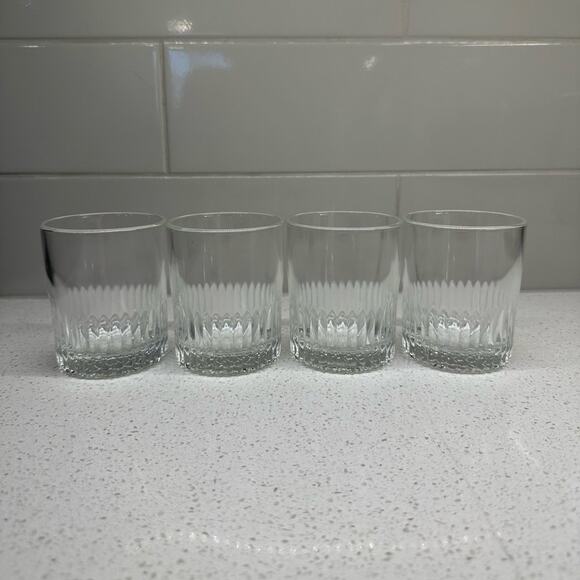 Keepers Heart Whiskey Set of 4 Rocks Glasses - New without tags! - Picture 2 of 6